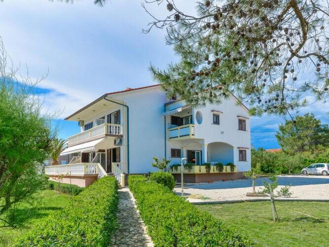 Apartments In House Liveric, In Vir At The Beach Exterior foto